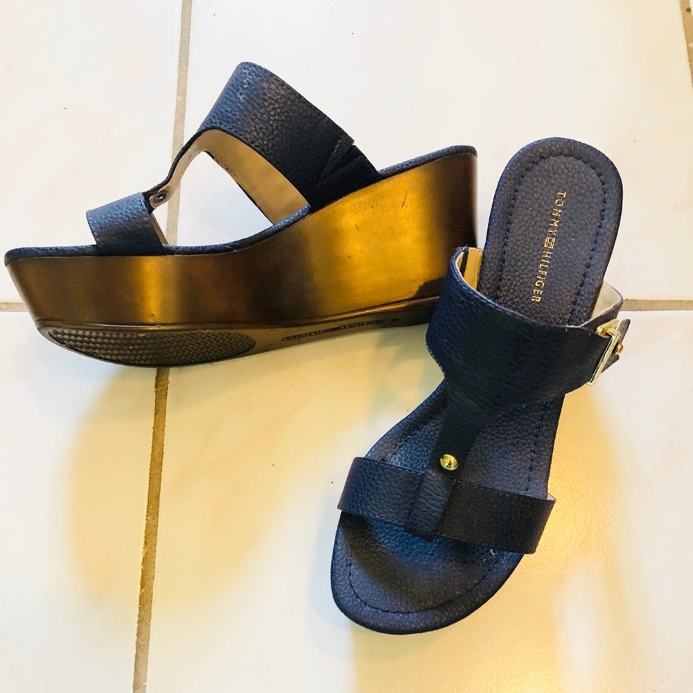 TOMMY HILFIGER blue leather wedge sandals.